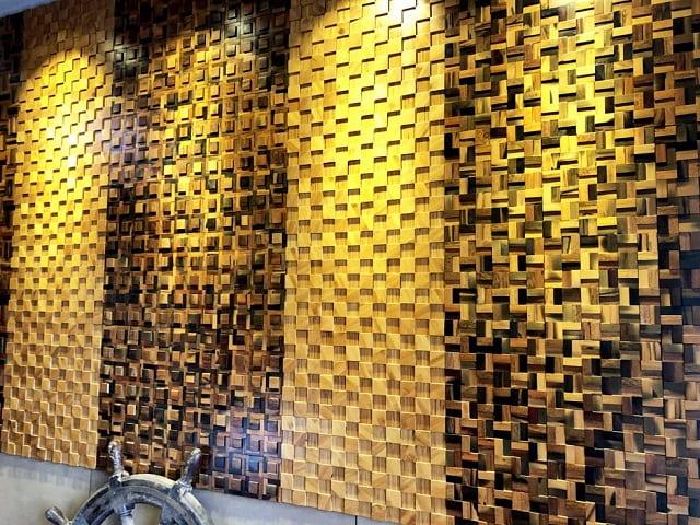 Mẫu gạch ốp lát mosaic gỗ có thể cách âm cho không gian được yên tĩnh